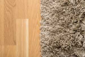 Fluffy mat on laminate floor